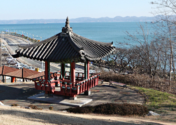 환호공원 뒷편 정자